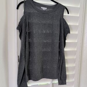 Socialite Gray Cold Shoulder Top
